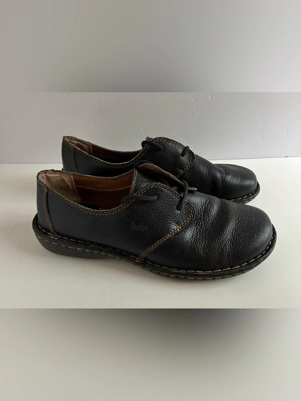Bolo by Born Women’s 8 (39) Black Leather Lace Up Oxford Flats